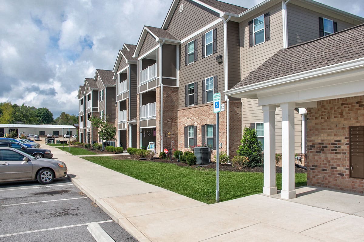 Photos and Video of Northside Drive Apartments in Crossville, TN